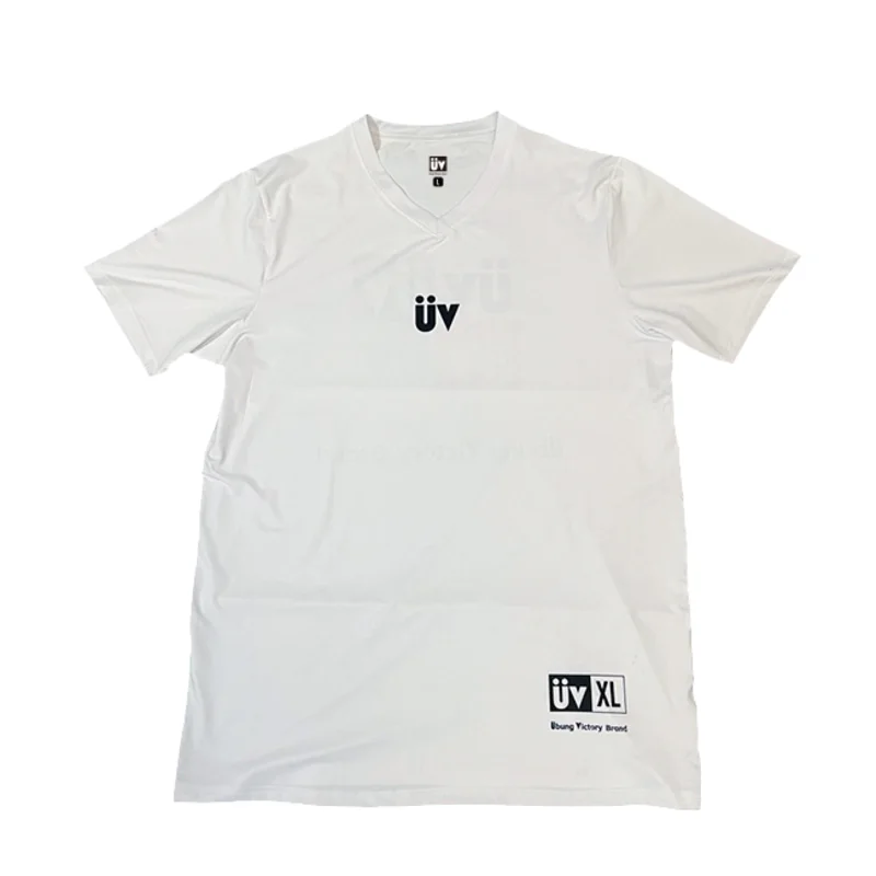 ÜV FITTTEE1001 白色短袖样衣正面素材